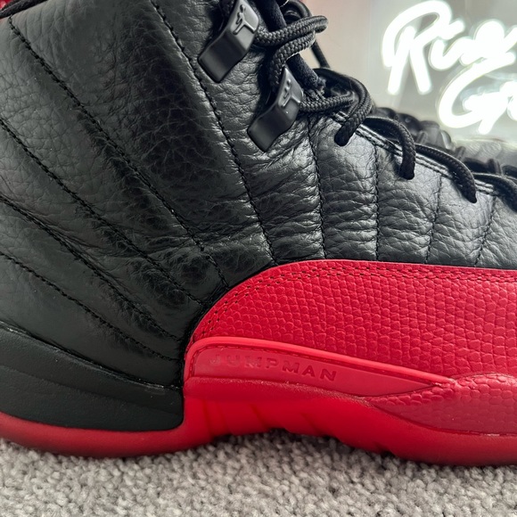 Pre owned Jordan 12 flu games (2016) in good condition. - Picture 8 of 12